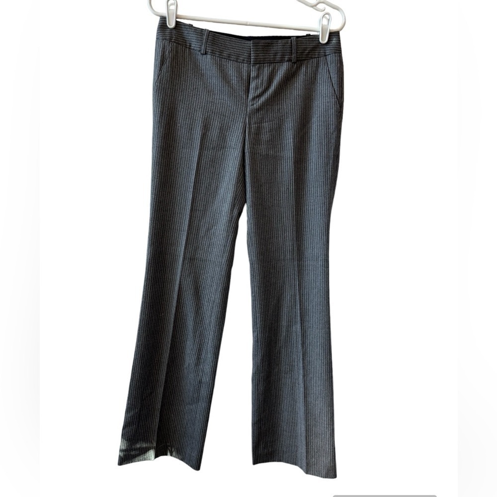 CLUB MONACO 97% Wool Gray Pinstripe Trouser Pants Size 4
